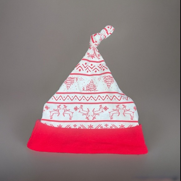 Free with purchase!* Rae Dunn Baby Santa Christmas hat 0-9 months nwot - Picture 2 of 3